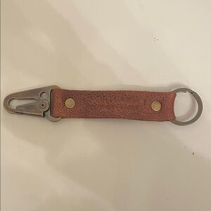 Portland Leather Tan Key Holder with Metal Clasp